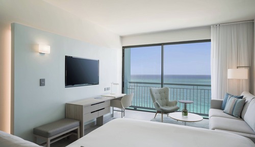 Deluxe Room, 1 King Bed, Ocean View
