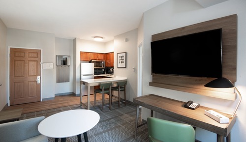 Suite, 1 Bedroom, Kitchen