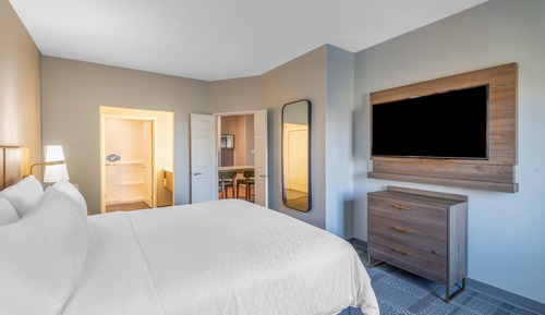 Suite, 2 Bedrooms, Kitchen