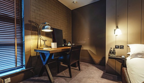 Classic Twin Room (Dakota)