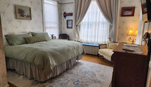 Comfort Room, 1 King Bed, Ground Floor