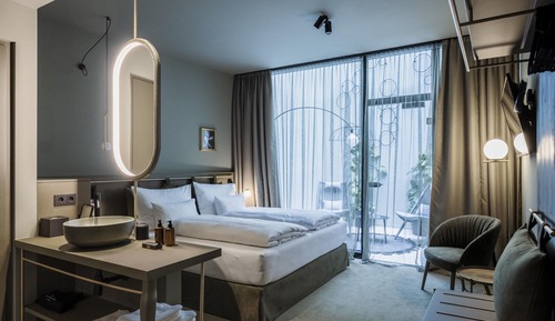 Double Room (Patio)