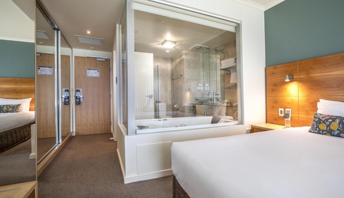 Deluxe Spa River View