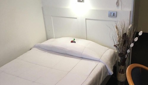 Classic Single Room