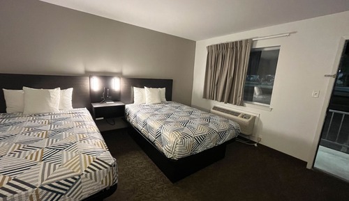 Standard Room, 2 Double Beds, Non Smoking, Refrigerator & Microwave