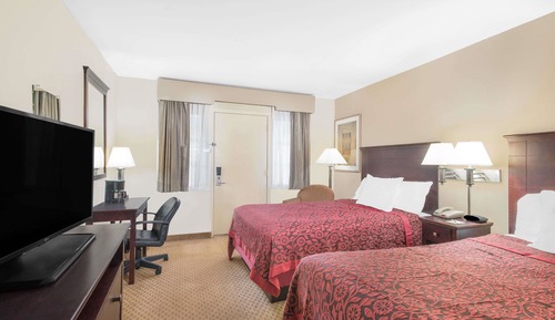Room, 2 Double Beds, Accessible, Smoking