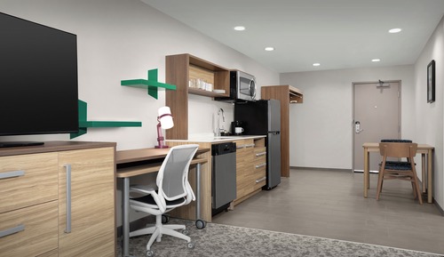 Suite, 1 King Bed (Hearing)