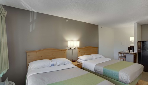 Standard Room, 2 Double Beds, Smoking