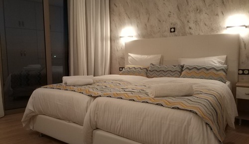 Junior Studio Suite