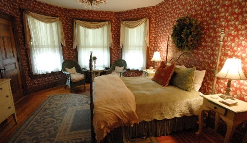 Standard Double Room, Ensuite (Seasons Room)
