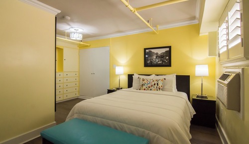 Deluxe Suite