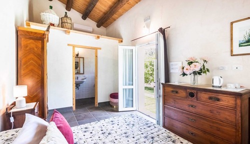 Superior Room, 1 Bedroom, Garden View