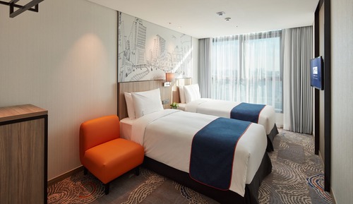 Standard Room, 2 Twin Beds (Free Breakfast)