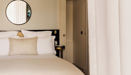 Classic Room, Courtyard View