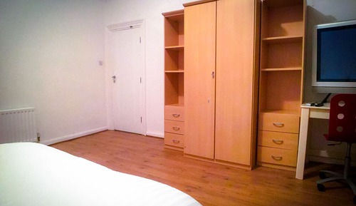 Double Room, Shared Bathroom (XLRoom)
