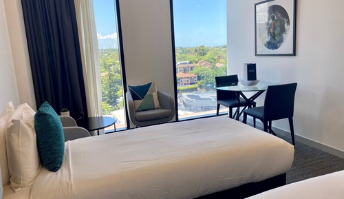 Studio King Suite