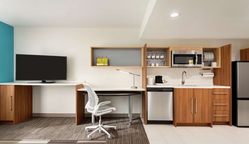 Suite, 1 Queen Bed, Accessible (Hearing)