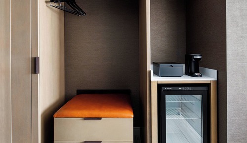 Room, 1 King Bed (Mobility Accessible, Roll-In Shower)