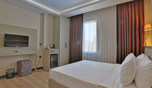 Superior Room, 1 Double Bed, Mountain View