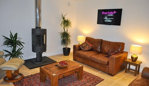 House, 2 Bedrooms, Sea View