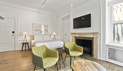 Premier Studio Apartment