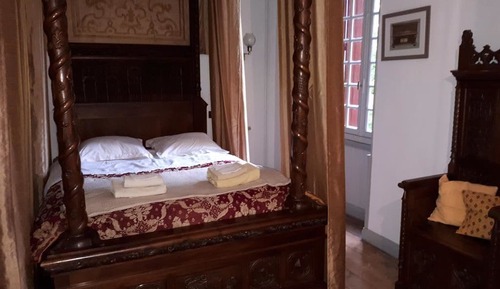 Double Room (Gothique)
