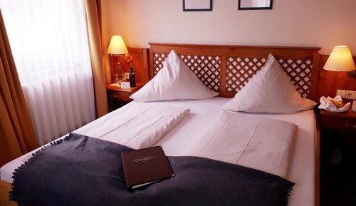 Double Room (Landhaus)