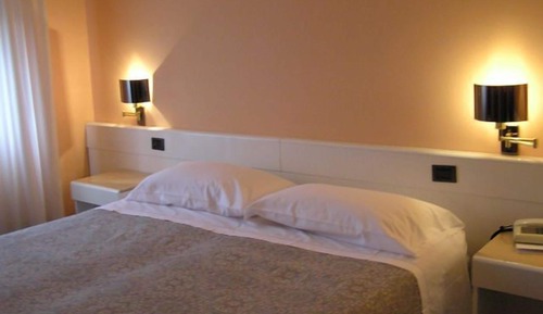 Double Room Single Use