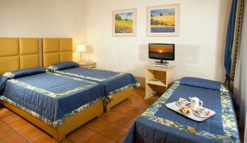 Triple Room, Patio
