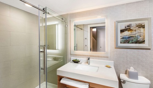 Deluxe Room, 1 King Bed