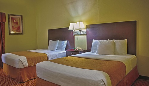 Room, 2 Queen Beds, Accessible, Non Smoking (Mobility,Hearing,Tub w/Grab Bars)