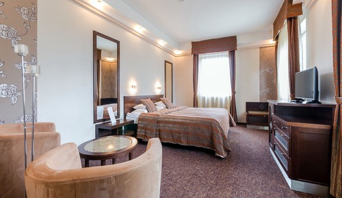 Luxury Suite
