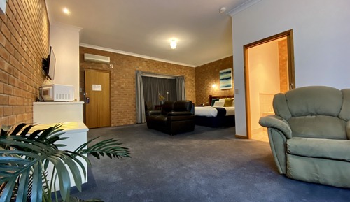 Deluxe Room, 1 King Bed, Non Smoking