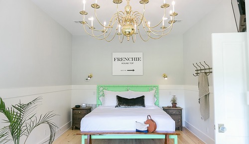 Basic Room, 1 King Bed, Non Smoking