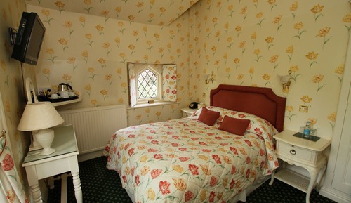 Double Room (Elm)
