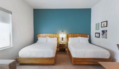Studio, Multiple Beds, Non Smoking (Mobility Accessible, Roll-in Shower)