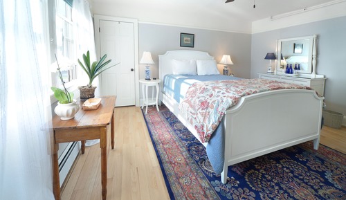 Room, 1 Queen Bed, Non Smoking (The Blue Willow Room)
