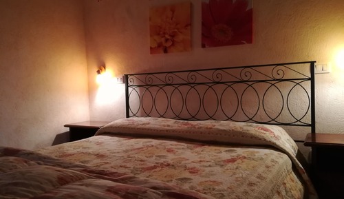 Basic Triple Room, Multiple Beds