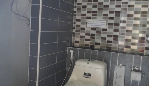 Connecting Room