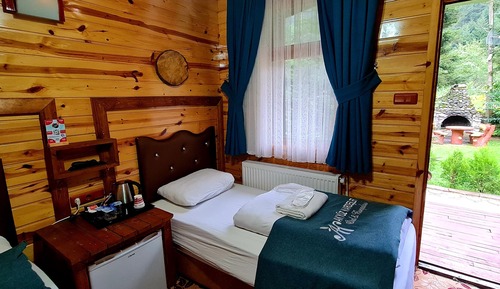 Bungalow (3 People)