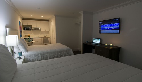 Family Room, Multiple Beds, Non Smoking, Kitchen