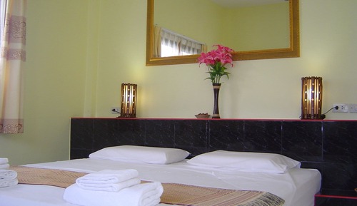 Bungalow Double Bedroom