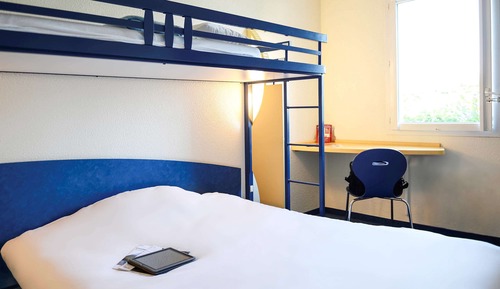 Triple Room, Multiple Beds