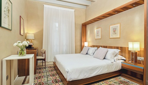 Executive Suite, 2 Bathrooms