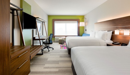 Suite, Multiple Beds