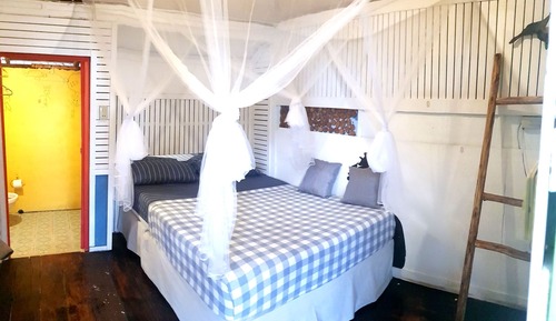 Fan Bugalow Room