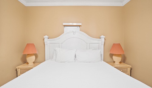 Condo, 2 Bedrooms (201)