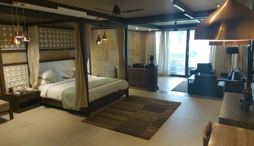 Suite, 1 Queen Bed (Sea Suite)