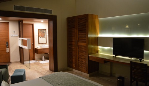 Suite, 1 Queen Bed (Beach Villa)