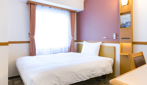 Single Room, Smoking
